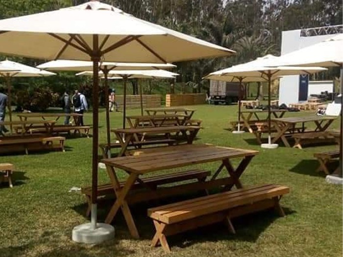 Mobiliario para Eventos - Salas Lounge, Mesas Rústicas, Picnic, Butacas e Cadeiras Altas para Barras - DECOFES E.I.R.L